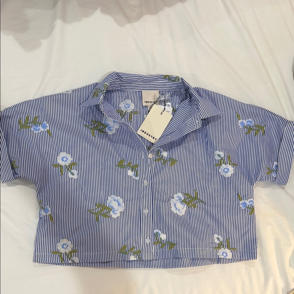 BRAND NWT: Womens Striped Floral Blouse!!!